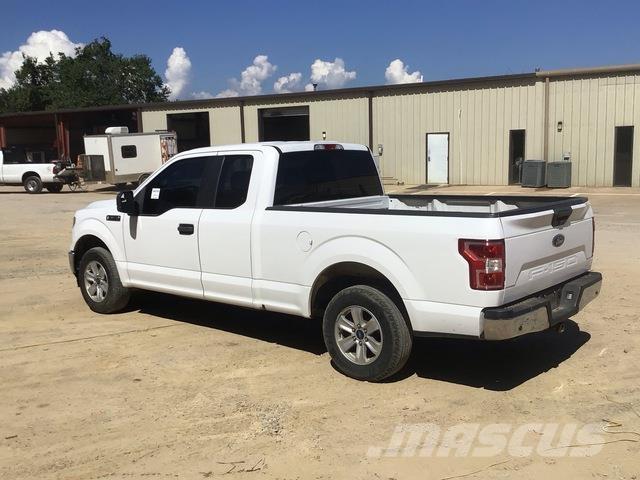 Ford F-150 Kis teherszállító/Platós kocsi