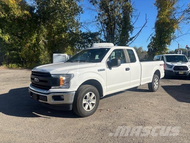 Ford F-150 Kis teherszállító/Platós kocsi