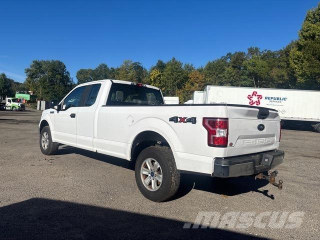 Ford F-150 Kis teherszállító/Platós kocsi
