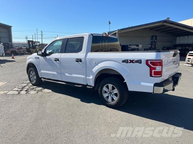 Ford F-150 Kis teherszállító/Platós kocsi