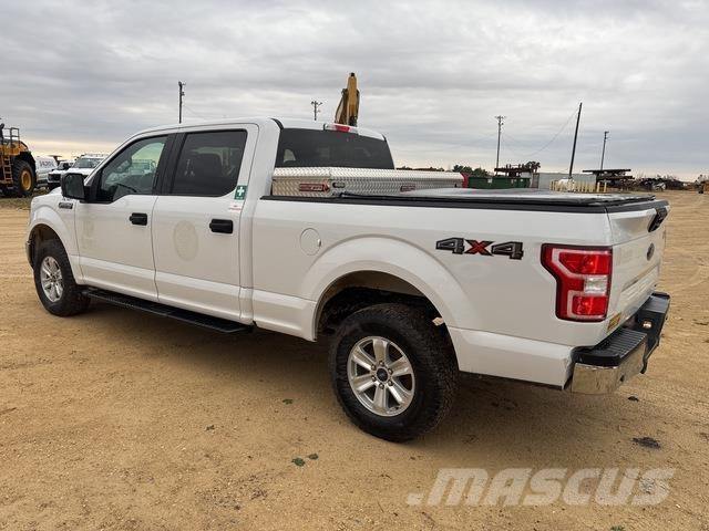 Ford F-150 Kis teherszállító/Platós kocsi