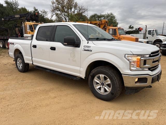 Ford F-150 Kis teherszállító/Platós kocsi