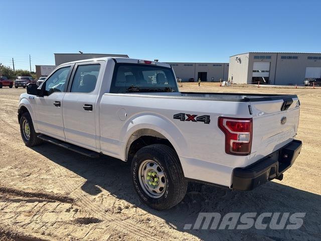 Ford F-150 Kis teherszállító/Platós kocsi