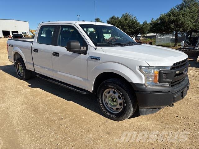 Ford F-150 Kis teherszállító/Platós kocsi