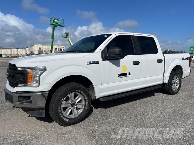 Ford F-150 Kis teherszállító/Platós kocsi