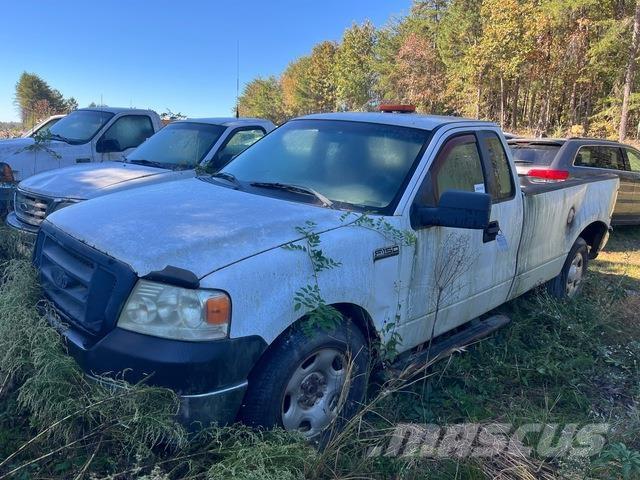 Ford F-150 Kis teherszállító/Platós kocsi