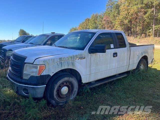 Ford F-150 Kis teherszállító/Platós kocsi