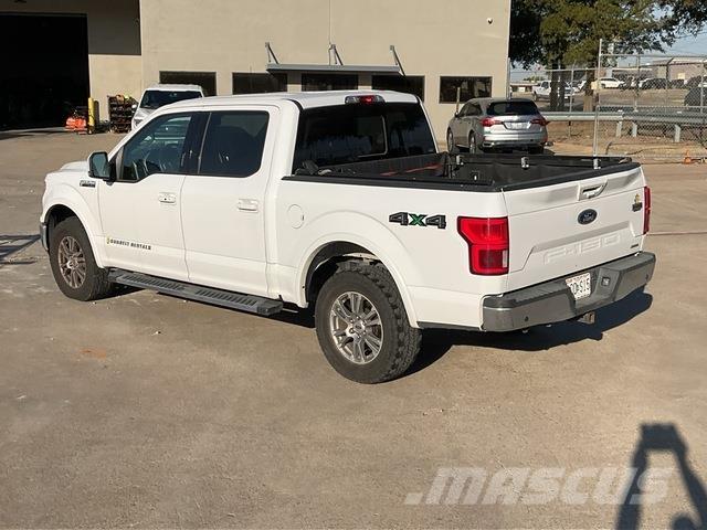 Ford F-150 Kis teherszállító/Platós kocsi