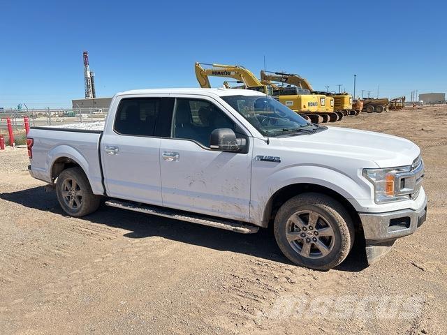 Ford F-150 Kis teherszállító/Platós kocsi
