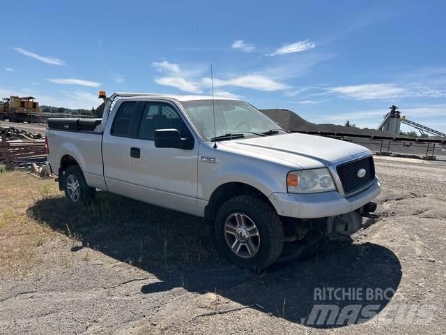 Ford F-150 XL Egyéb