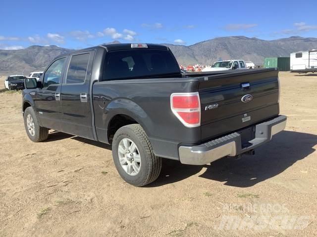 Ford F-150 XLT Egyéb