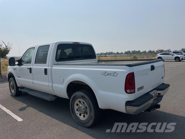 Ford F-250 Kis teherszállító/Platós kocsi