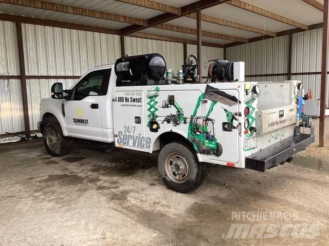 Ford F-250 Kis teherszállító/Platós kocsi
