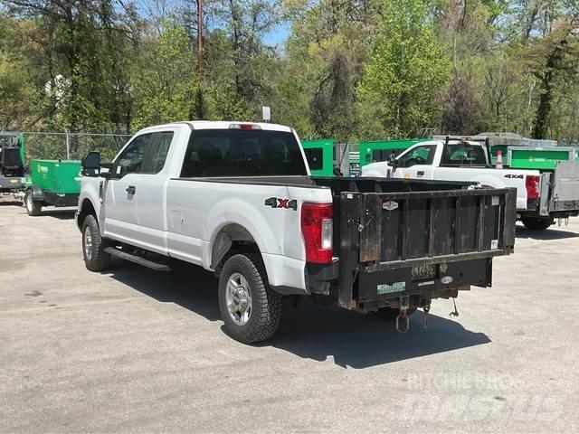 Ford F-250 Egyéb