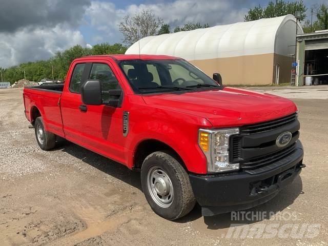 Ford F-250 Egyéb