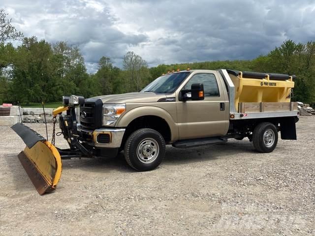 Ford F-250 Hóeltakarítók