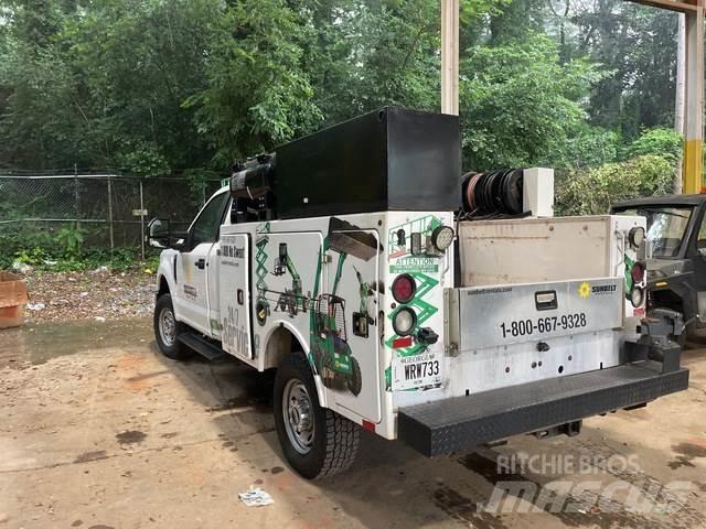Ford F-250 Kis teherszállító/Platós kocsi