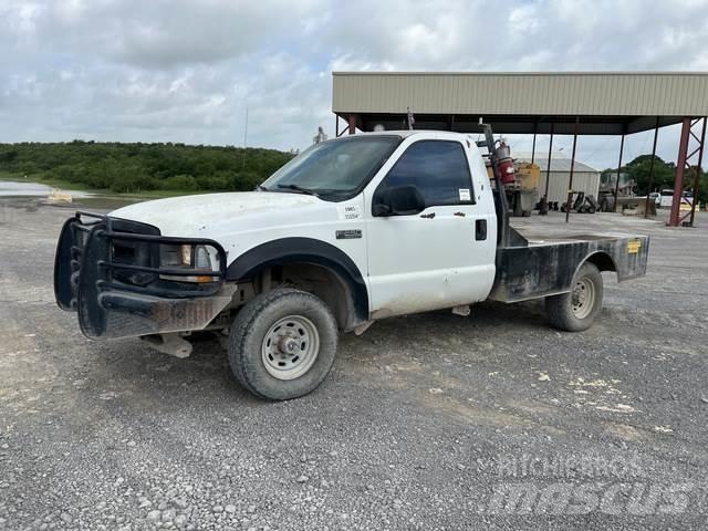 Ford F-250 Platós / Ponyvás teherautók