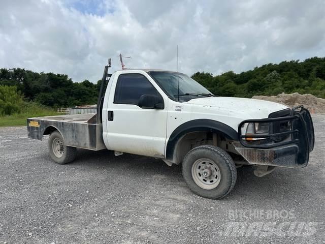 Ford F-250 Platós / Ponyvás teherautók