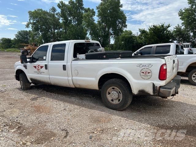 Ford F-250 Kis teherszállító/Platós kocsi