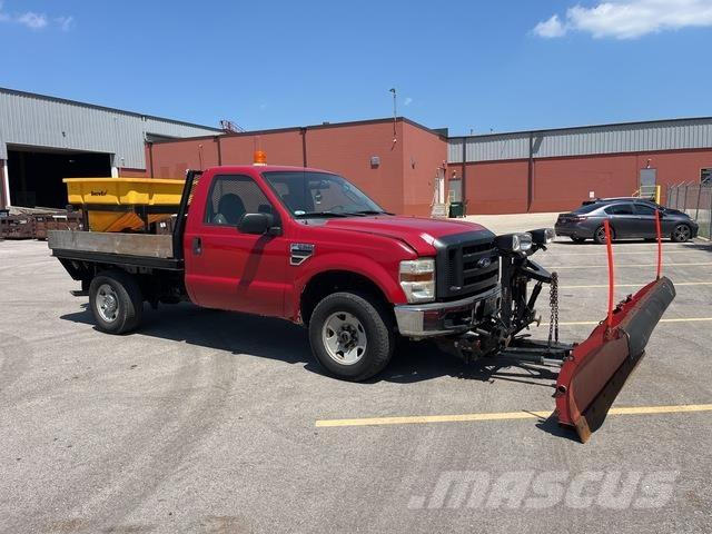 Ford F-250 Hóeltakarítók