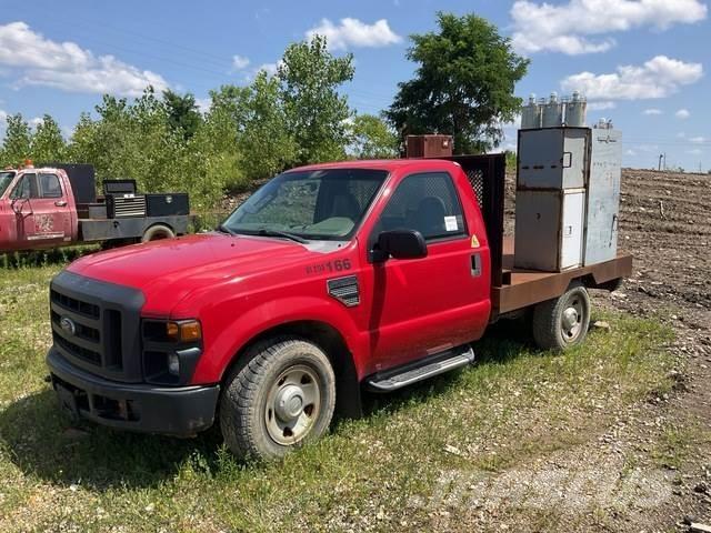Ford F-250 Platós / Ponyvás teherautók