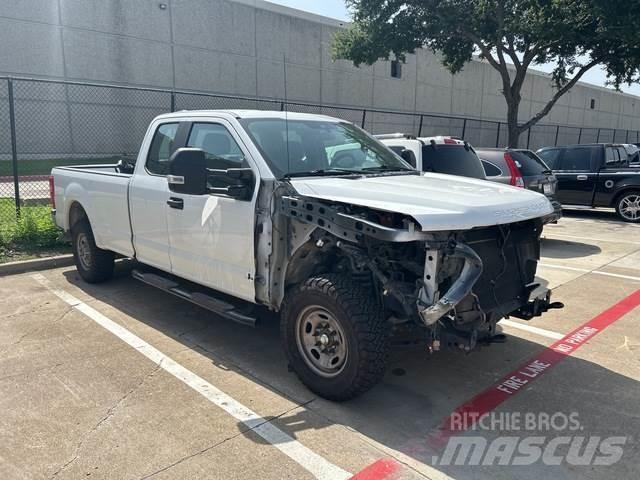 Ford F-250 Egyéb