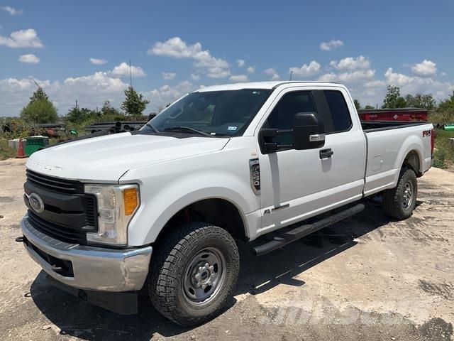 Ford F-250 Egyéb
