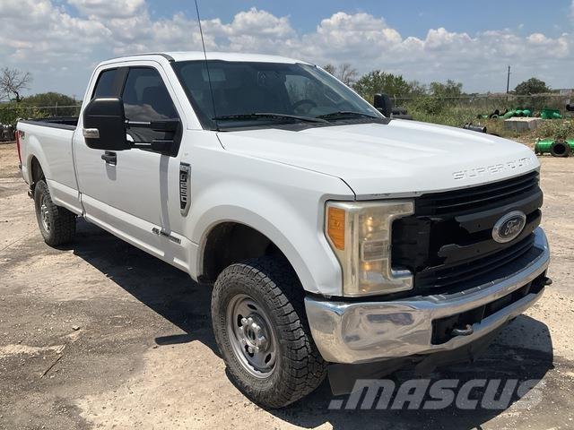 Ford F-250 Egyéb