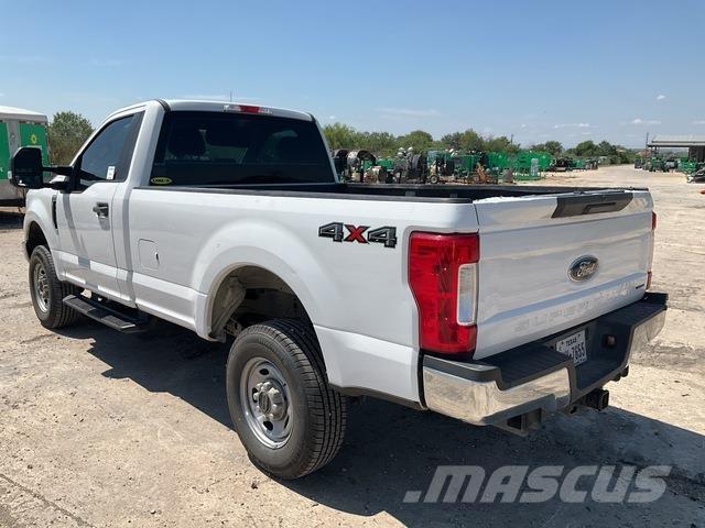 Ford F-250 Egyéb