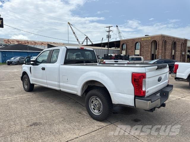 Ford F-250 Egyéb