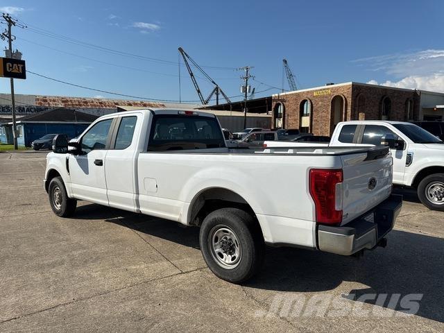 Ford F-250 Egyéb
