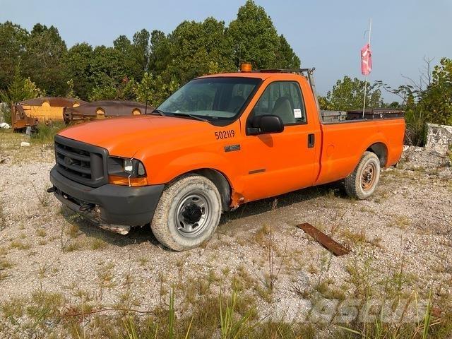 Ford F-250 Kis teherszállító/Platós kocsi