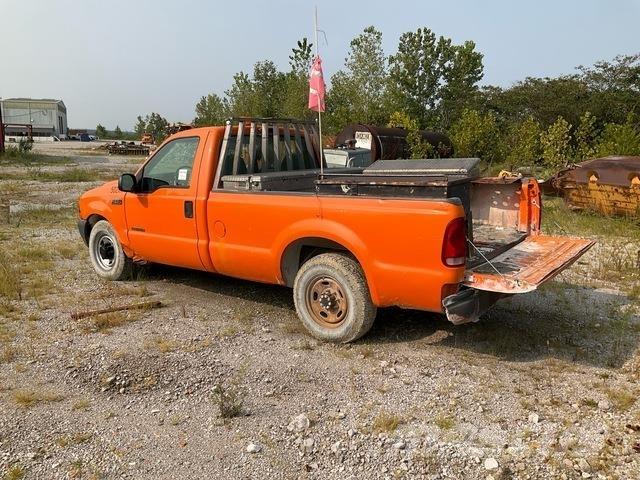 Ford F-250 Kis teherszállító/Platós kocsi