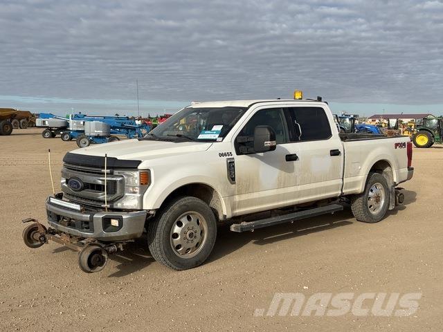 Ford F-250 Kis teherszállító/Platós kocsi