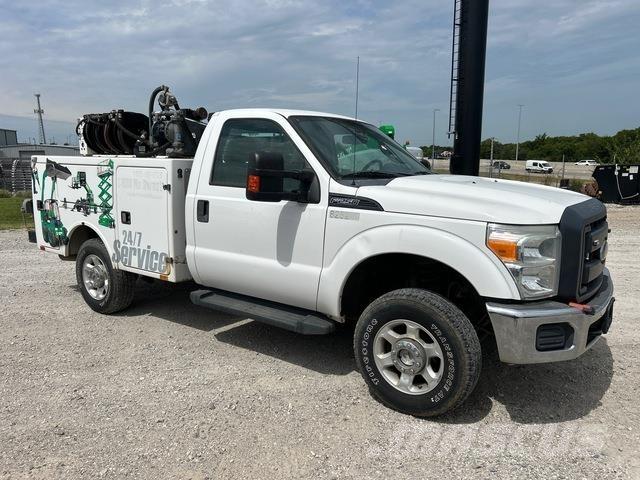 Ford F-250 Közúti karbantartó haszongépek