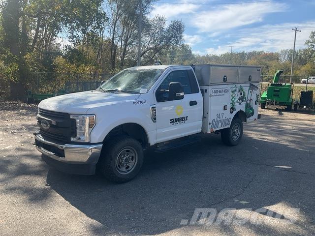 Ford F-250 Közúti karbantartó haszongépek