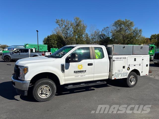 Ford F-250 Közúti karbantartó haszongépek