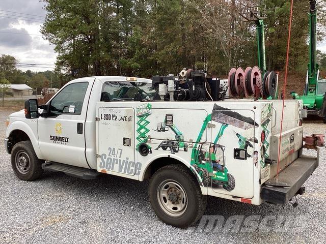 Ford F-250 Közúti karbantartó haszongépek