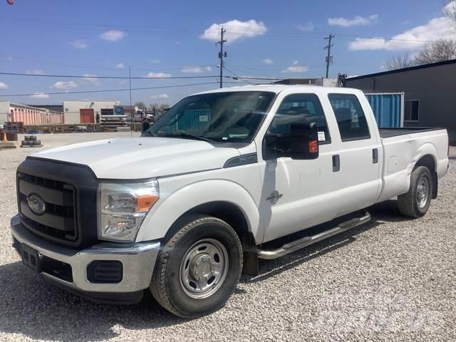Ford F-250 4x4 Egyéb