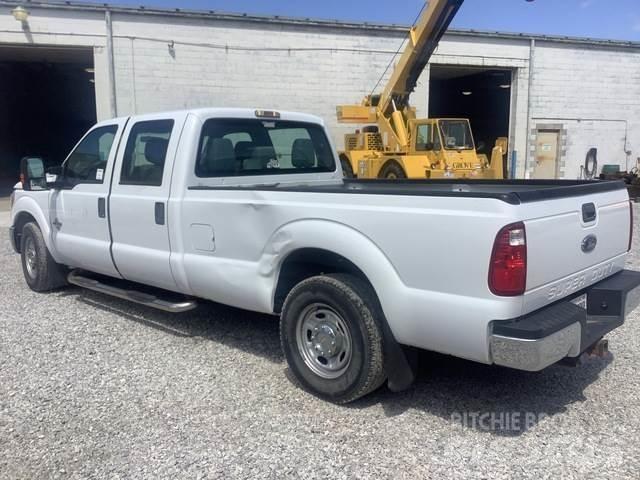 Ford F-250 4x4 Egyéb