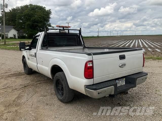 Ford F-250 SD Egyéb
