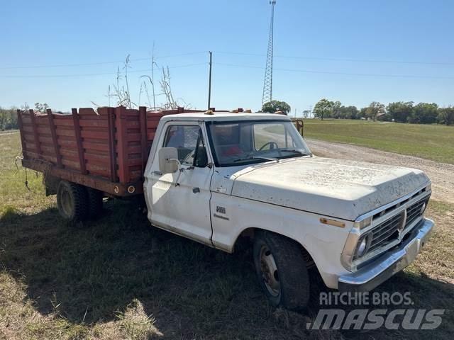 Ford F-350 Billenő teherautók