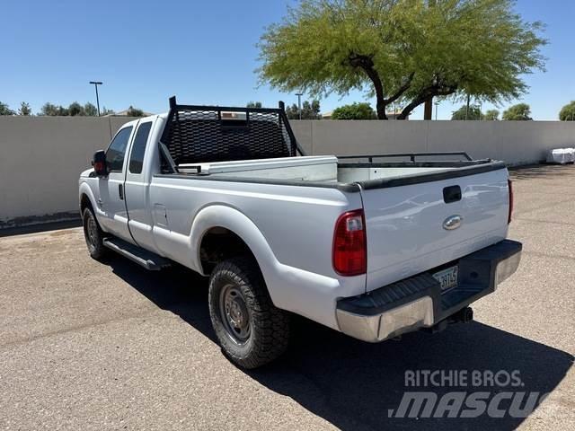 Ford F-350 Egyéb