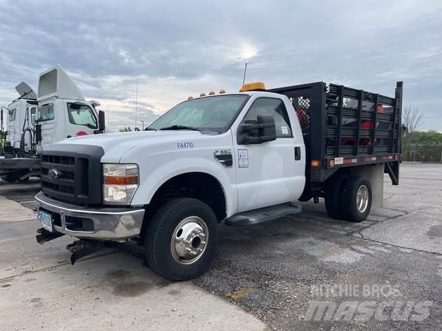 Ford F-350 Platós / Ponyvás teherautók