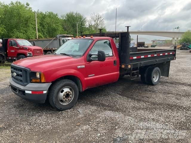 Ford F-350 Platós / Ponyvás teherautók