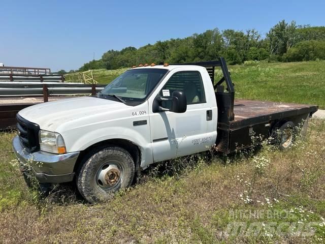 Ford F-350 Platós / Ponyvás teherautók
