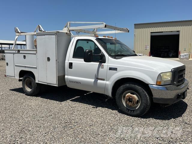 Ford F-350 Kis teherszállító/Platós kocsi