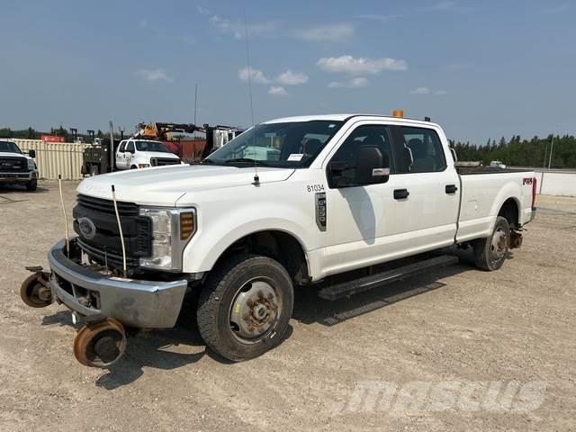 Ford F-350 Egyéb