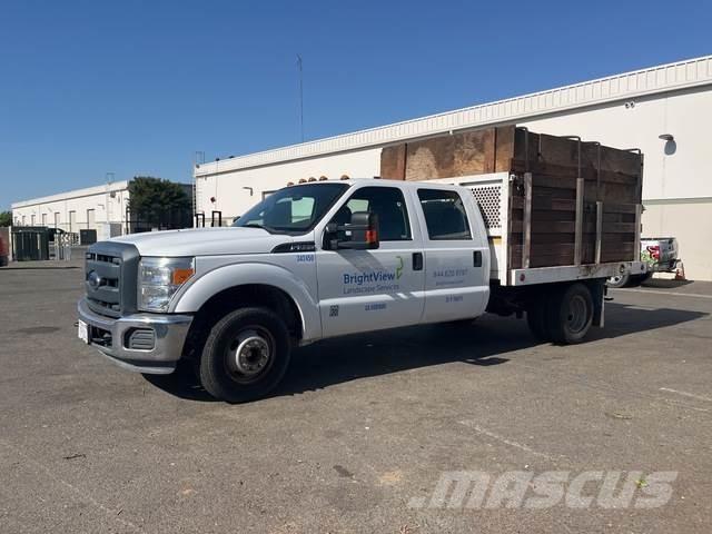 Ford F-350 Platós / Ponyvás teherautók